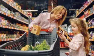 Jaki sklep na osiedlu? Sprawdź, co oferują lokalne sklepy spożywcze