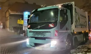 Samochód który zbiera elektrośmieci z osiedla – jak skorzystać z usługi?